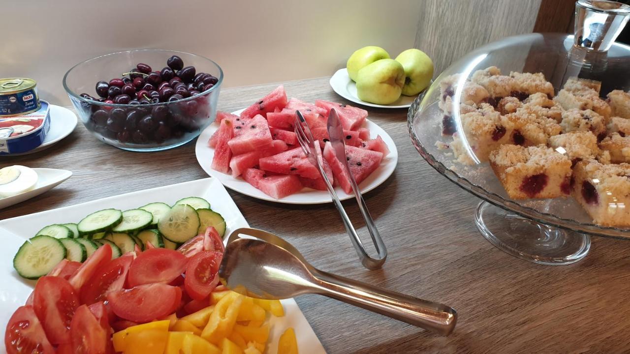 Penzion U Vlku Valtice Dış mekan fotoğraf